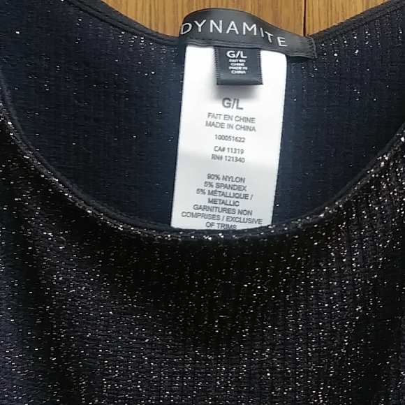 DYNAMITE black & gold semi-Crop top - Picture 2 of 6